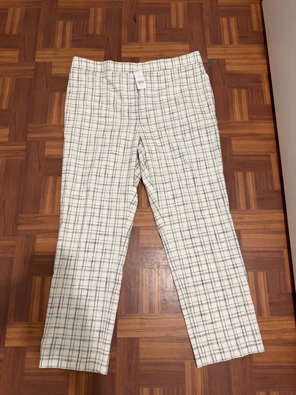 Ann Taylor Cream Pants with Gray Plaid